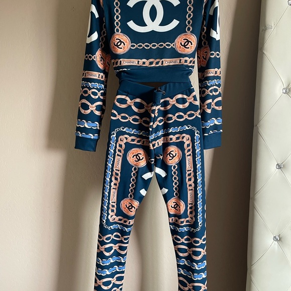 Blue - Picture 2 of 5